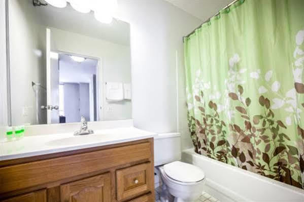 Suite Home Chicago - Eugenie Terrace Two-Bedroom Apartment Exterior photo